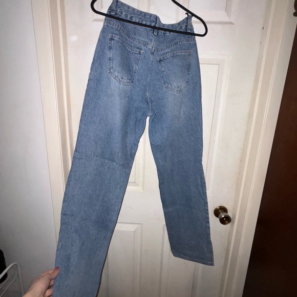 straight open cut  Jeans - Picture 5 of 5